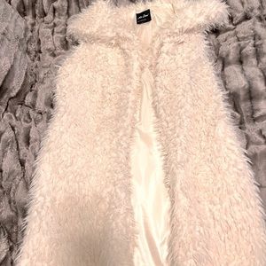 Me Jane fuzzy faux fur cream vest
